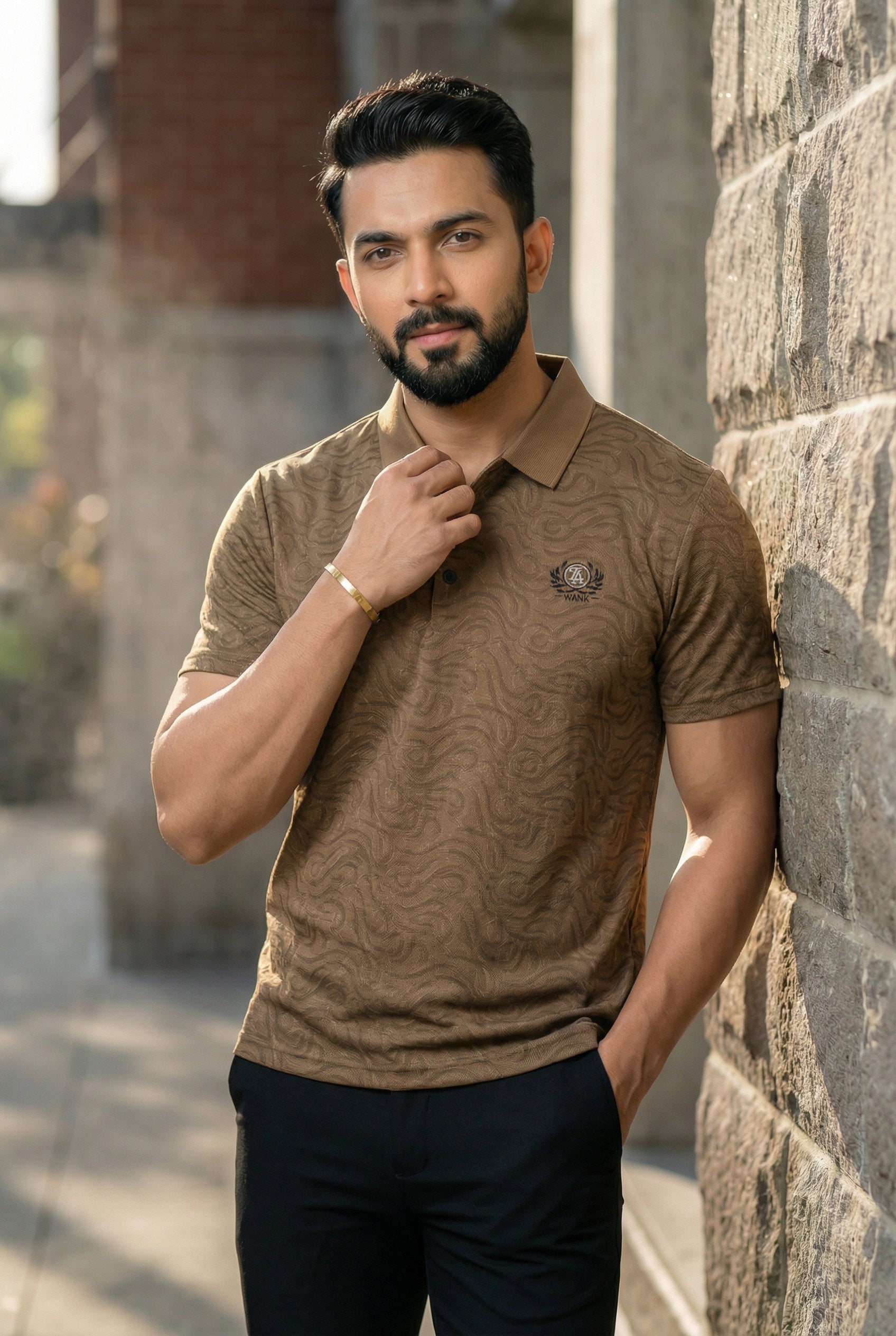 Goamen Textured Brown Polo T-Shirt – Classic Style, Modern Comfort