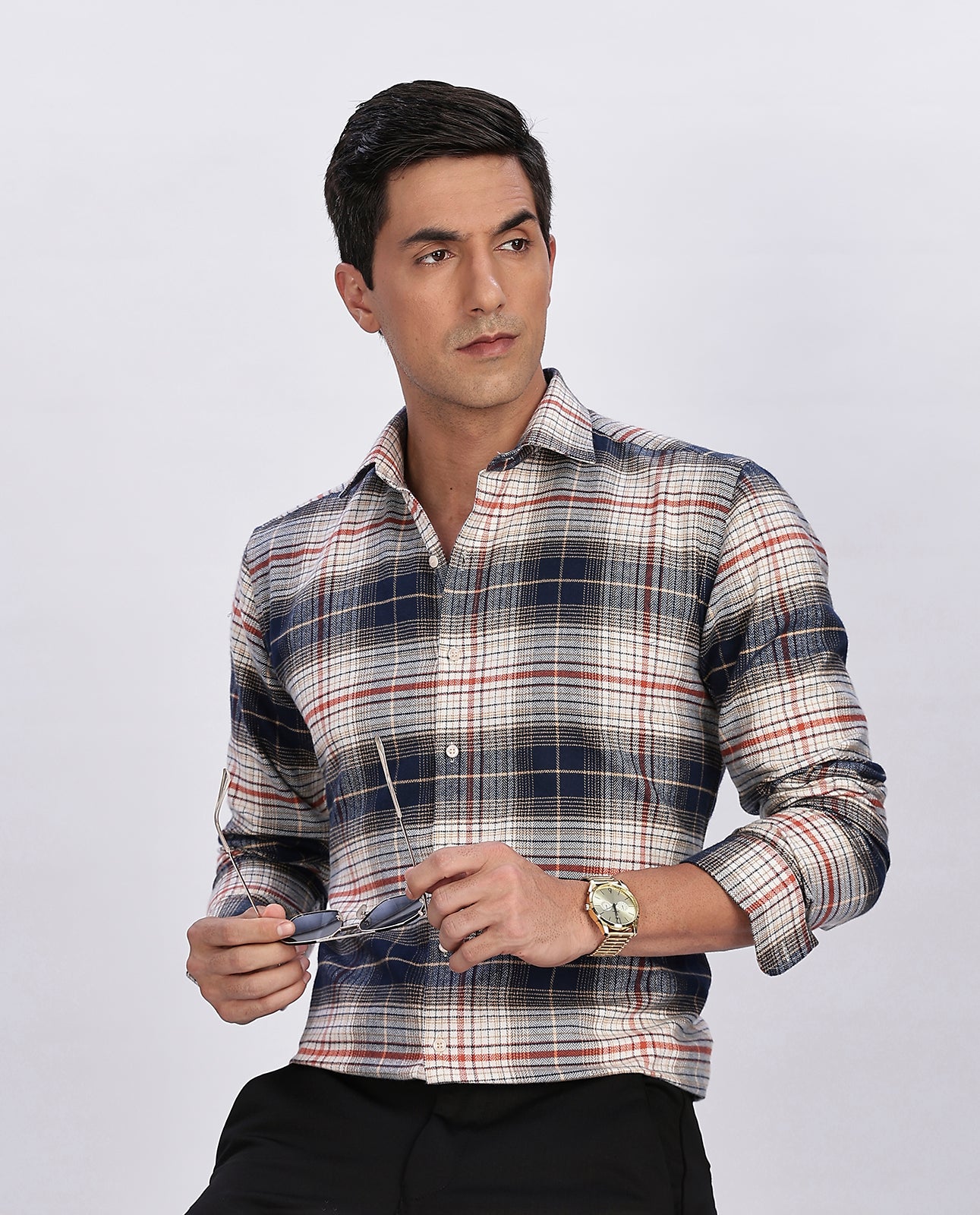 Men's Navy Blue Brushed Checks Regular Fit Shirt - Goamen
