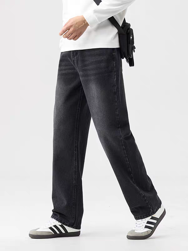 Men’s Black Washed Loose Fit Denim Jeans